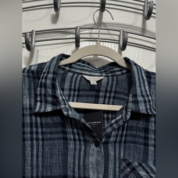 Lucky Brand Women's M‎ Button Front Lightweight Shirt Blue Plaid sheer western - Picture 3 of 16